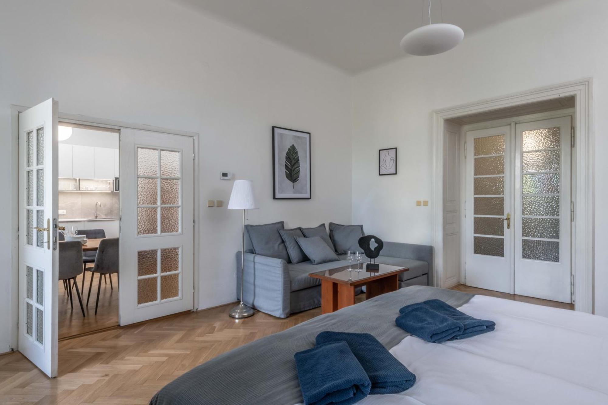 Centrally Located 3Bd Home Near National Museum Prag Dış mekan fotoğraf